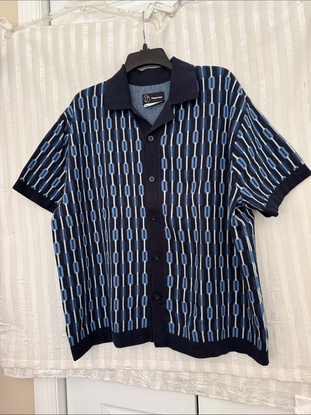 Original Use Navy & Light Blue Geometric Button-Down Shirt